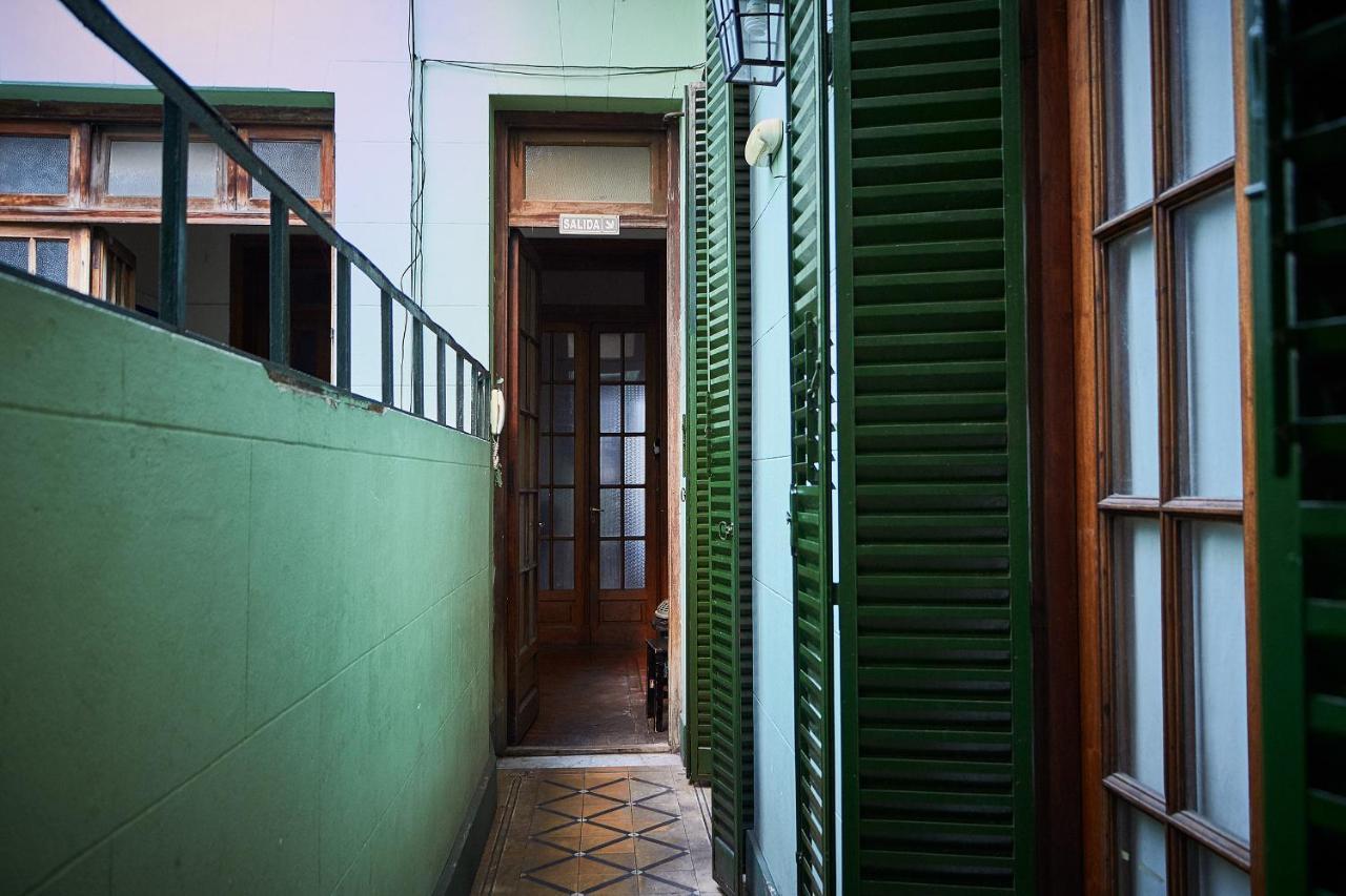 VI Luz Y Entre Hostel Buenos Aires Exterior photo